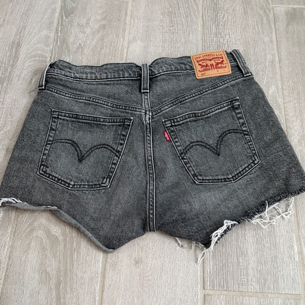 Levi washed black/gray Denim Women Shorts